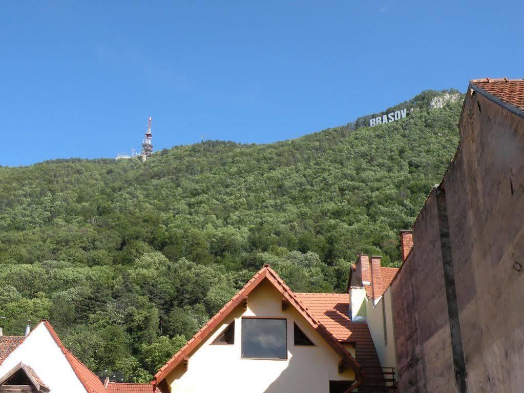 Casa Corona Brasov Luaran gambar
