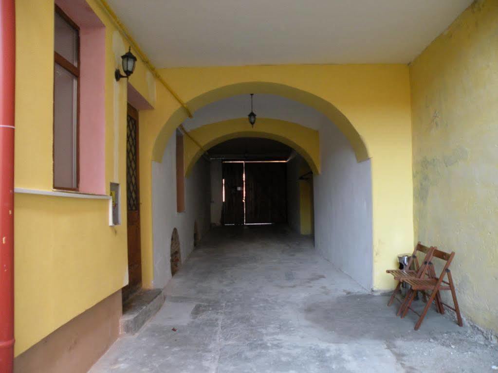 Casa Corona Brasov Luaran gambar
